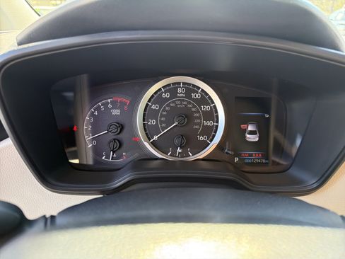 Used 2021 Toyota Corolla LE image 10