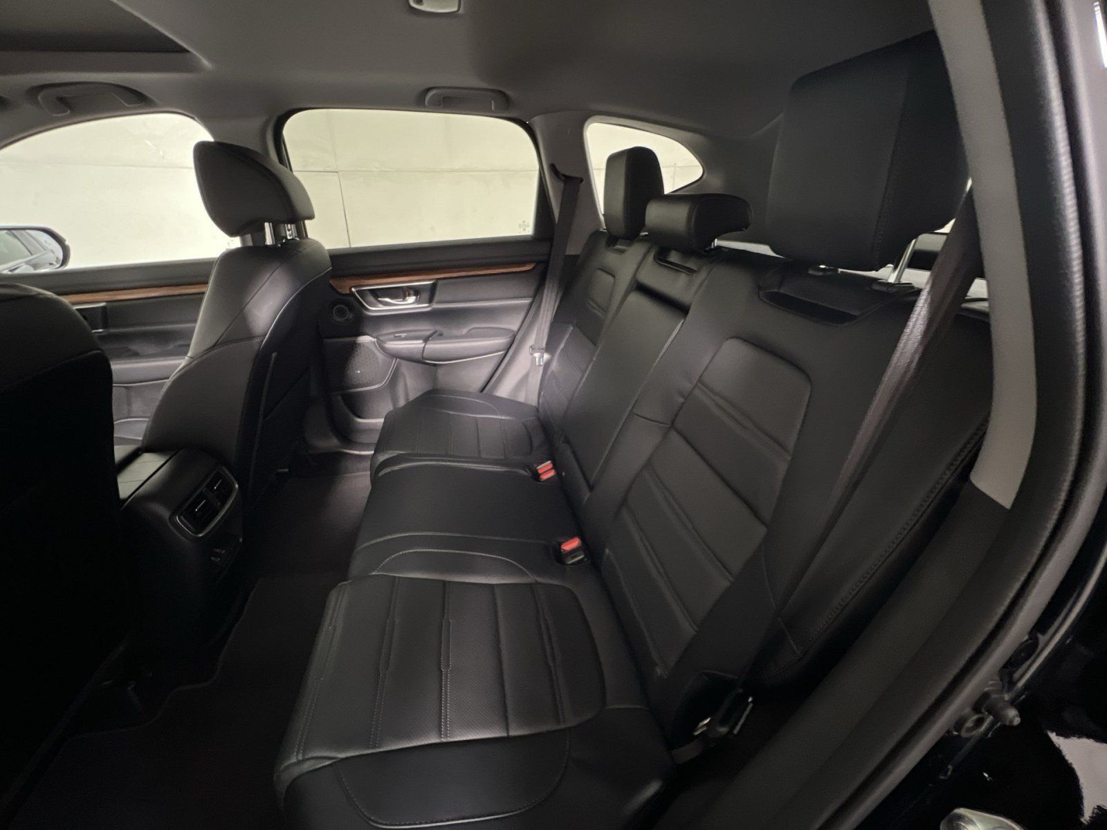Used 2018 Honda CR-V Touring image 25