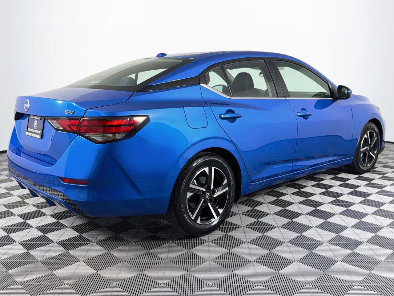 Used 2024 Nissan Sentra SV FWD image 25