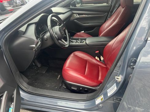 Used 2022 MAZDA MAZDA3 s FWD image 5