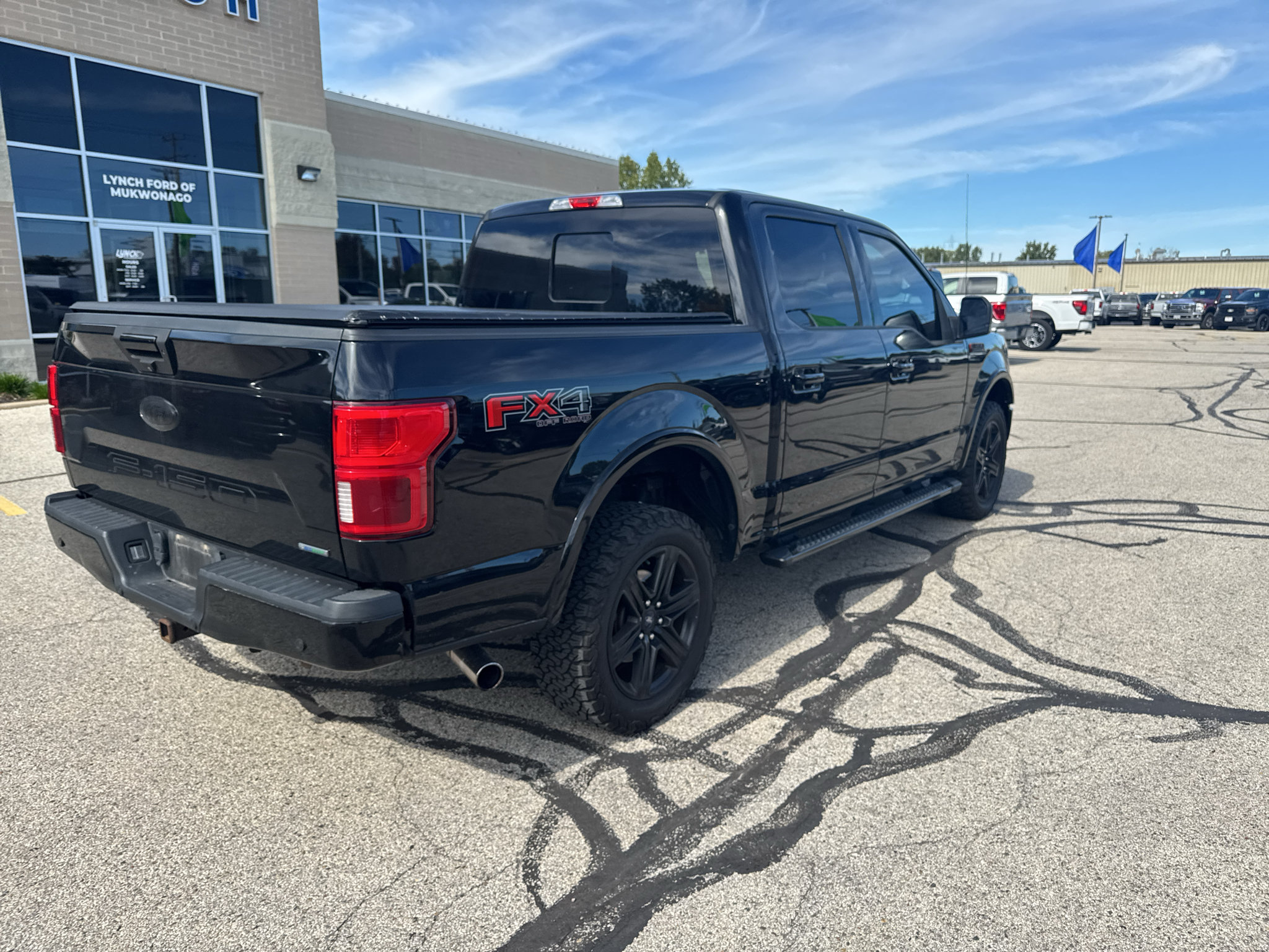 Used 2018 Ford F150 XLT w/ Equipment Group 302A Luxury AWD/4WD image 5