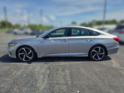 Used 2021 Honda Accord Sport image 2