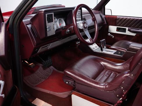 Used 1989 Chevrolet Silverado 1500 2WD Regular Cab image 4