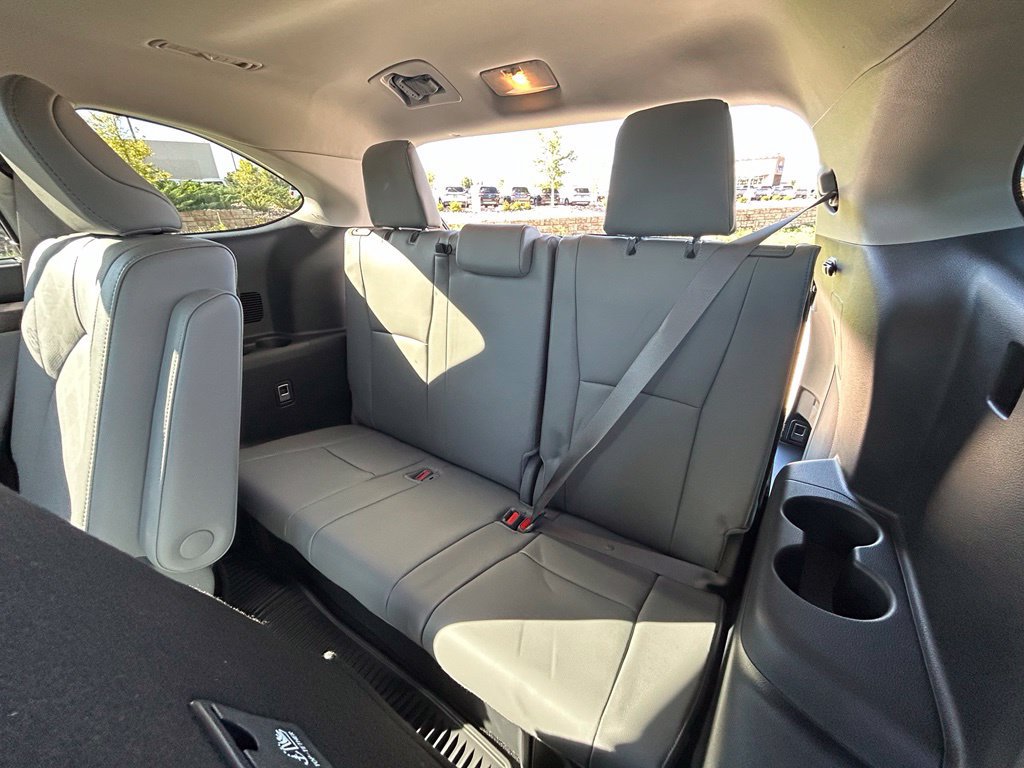 Used 2026 Toyota Highlander Limited AWD/4WD image 24