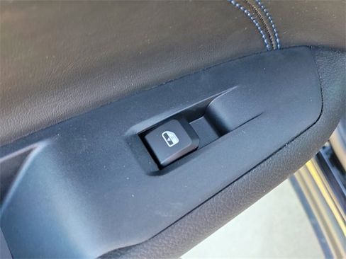 New 2026 Jeep Compass Latitude image 14