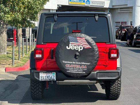 Used 2021 Jeep Wrangler Unlimited Sport AWD/4WD image 5