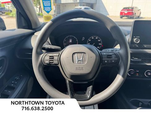 Used 2024 Honda HR-V LX image 7