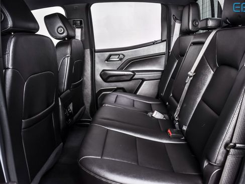 Used 2023 Chevrolet Colorado LT w/ LT Convenience Package III image 21