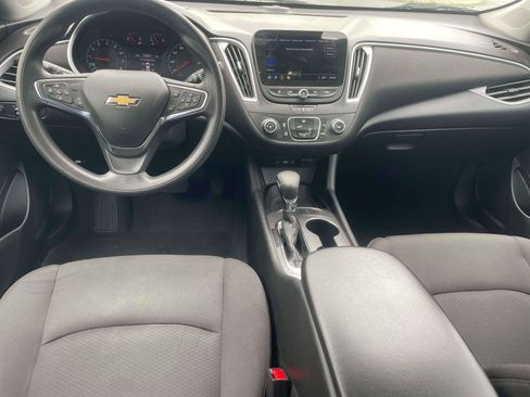 Used 2024 Chevrolet Malibu LS FWD image 14