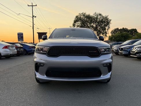 Used 2021 Dodge Durango SXT RWD image 2