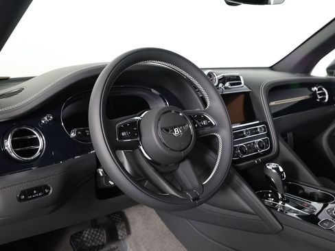 New 2025 Bentley Bentayga Extended Wheelbase AWD/4WD image 19