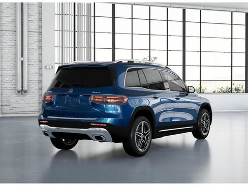 New 2026 Mercedes-Benz GLB 250 4MATIC image 22