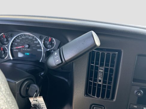 Used 2020 Chevrolet Express 2500 w/ Driver Convenience Package image 15