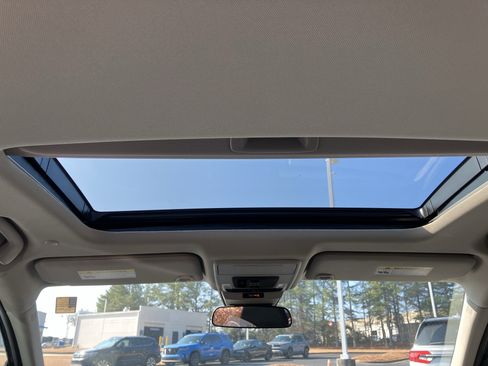 Used 2025 Honda Accord SE image 30