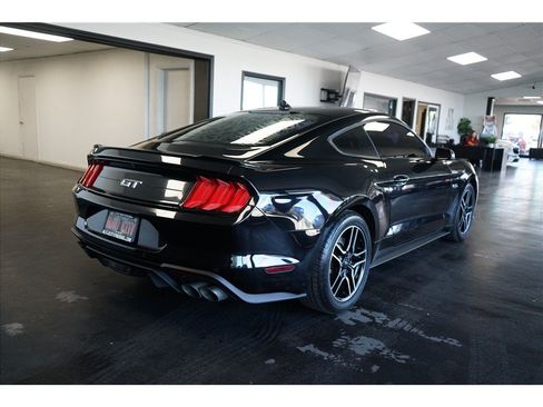 Used 2022 Ford Mustang GT RWD image 7