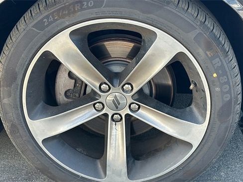 Used 2019 Dodge Challenger R/T w/ Driver Convenience Group image 7