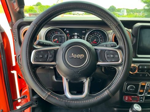 Used 2020 Jeep Gladiator Rubicon AWD/4WD image 21