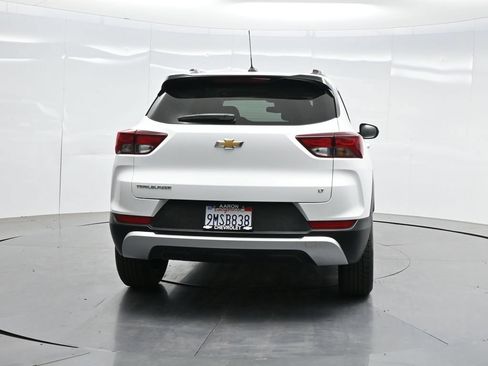 Used 2023 Chevrolet TrailBlazer LT FWD image 34