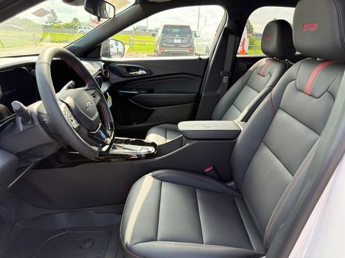New 2026 Chevrolet Trax RS FWD image 17