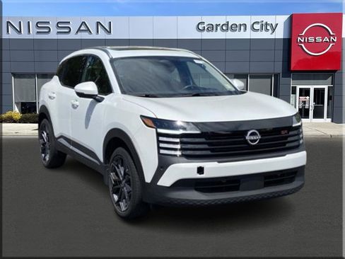 Certified 2025 Nissan Kicks SR w/ SR Premium Package AWD/4WD image 1