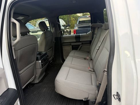 Used 2019 Ford F150 XLT w/ Trailer Tow Package RWD image 13