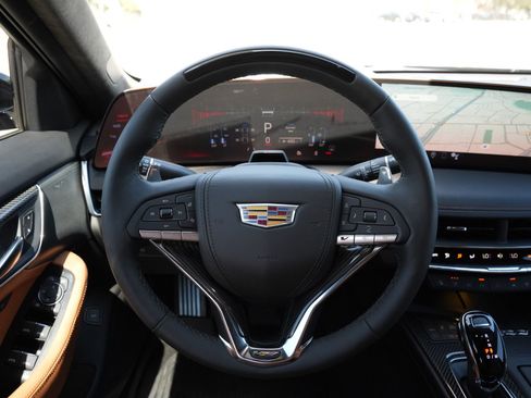 New 2026 Cadillac CT5 V image 10