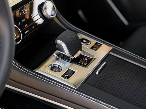 New 2026 Jaguar F-PACE R-Dynamic S image 19