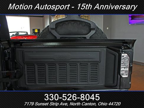Used 2020 Jeep Wrangler Sport AWD/4WD image 11