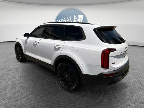 Certified 2022 Kia Telluride SX w/ SX Prestige Package AWD/4WD image 6
