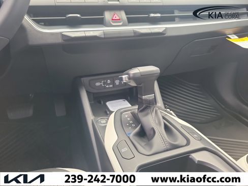 New 2026 Kia K4 EX FWD image 18