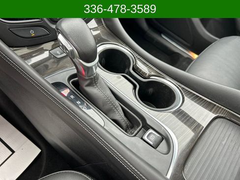 Used 2019 Buick Envision Essence AWD/4WD image 26