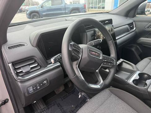 Certified 2026 GMC Terrain Elevation AWD/4WD image 2