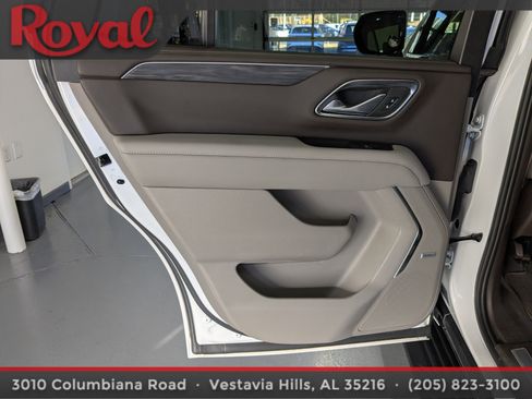 Used 2023 GMC Yukon SLT image 15