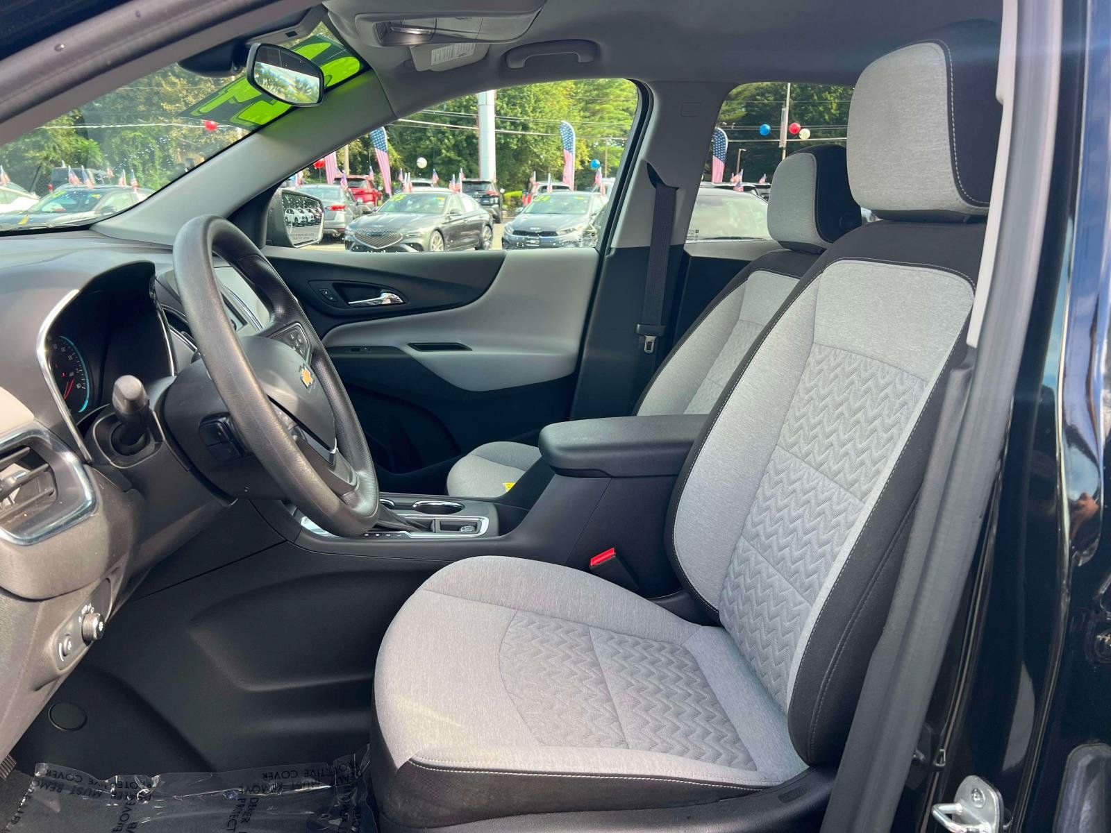 Used 2024 Chevrolet Equinox LS w/ LS Convenience Package FWD image 19