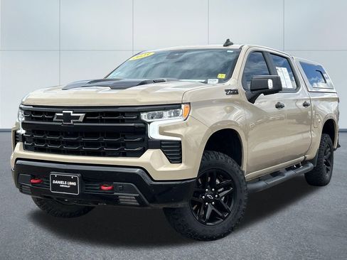 Used 2023 Chevrolet Silverado 1500 LT Trail Boss w/ LT Trail Boss Premium Package AWD/4WD image 1