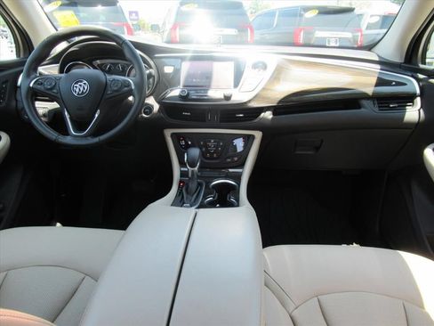 Used 2019 Buick Envision Essence FWD image 12
