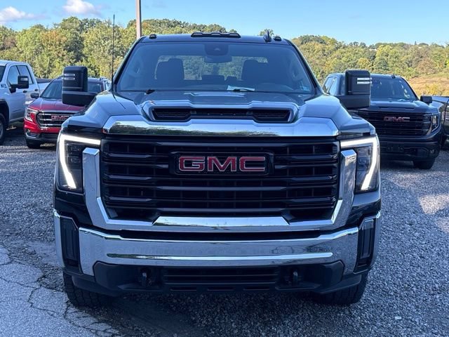 Used 2024 GMC Sierra 2500 Pro w/ Convenience Package AWD/4WD image 8