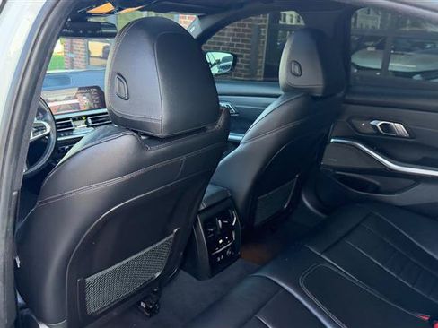 Used 2020 BMW M340i RWD image 23