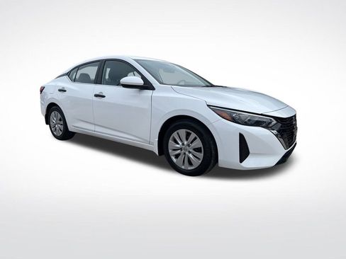 Certified 2024 Nissan Sentra S image 3