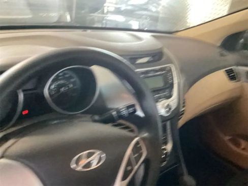 Used 2012 Hyundai Elantra GLS FWD image 20