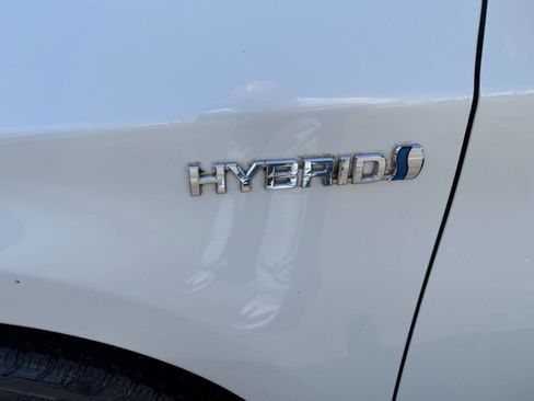 Used 2013 Toyota Prius Four w/ Deluxe Solar Roof Pkg image 44