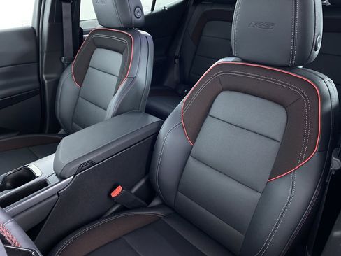 Certified 2024 Chevrolet Equinox EV RS image 9