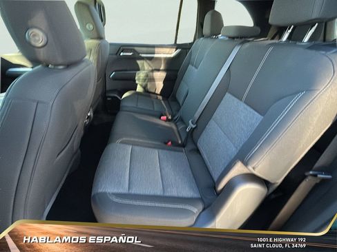 Used 2025 GMC Acadia Elevation image 29