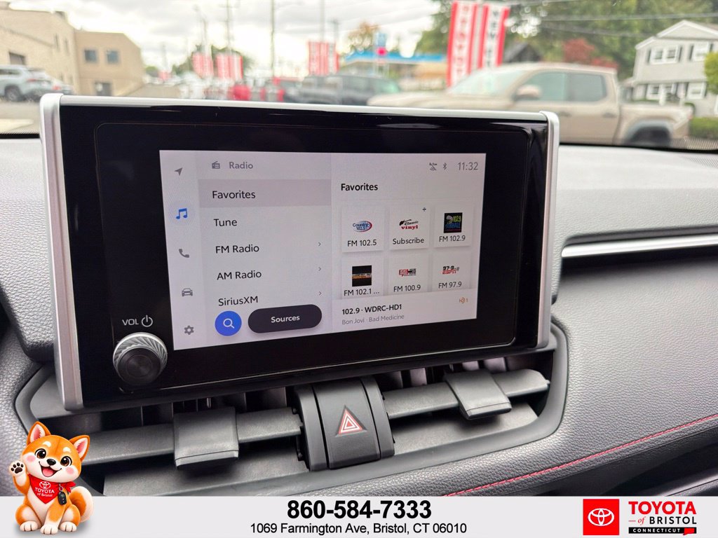 Used 2024 Toyota RAV4 SE w/ Weather & Moonroof Package AWD/4WD image 24