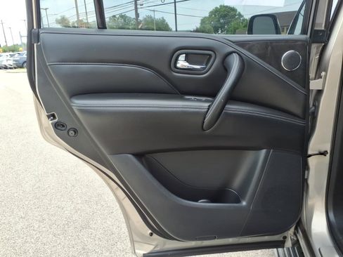 Used 2022 INFINITI QX80 Luxe w/ Cargo Package AWD/4WD image 12
