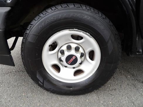 Used 2019 GMC Savana 2500 image 18