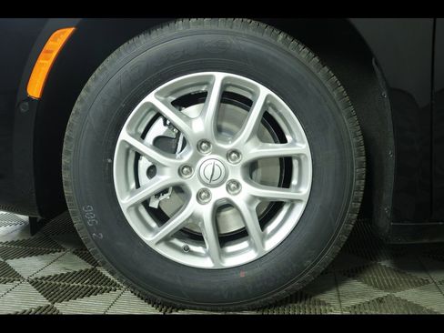 New 2026 Chrysler Pacifica Select FWD image 11