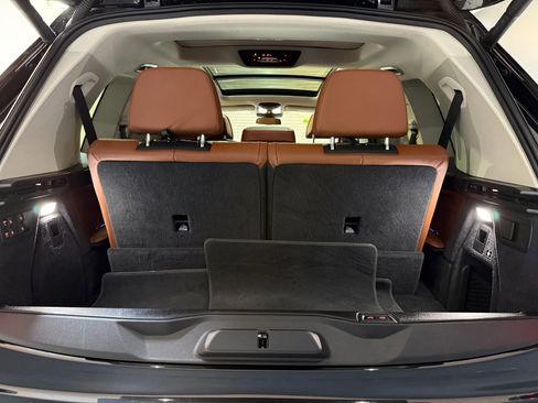 Used 2024 BMW X7 xDrive40i image 52