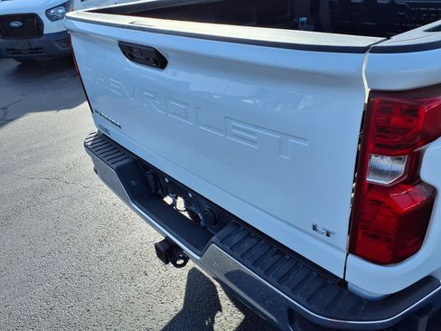 Used 2025 Chevrolet Silverado 2500 LT w/ Convenience Package AWD/4WD image 23