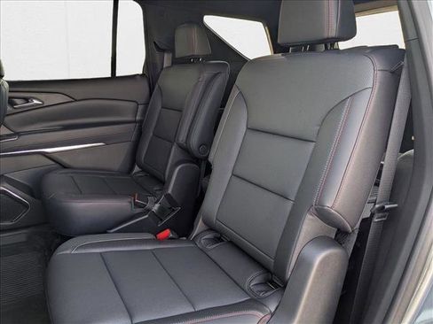 New 2026 Chevrolet Traverse Z71 w/ Enhanced Driving Package image 16